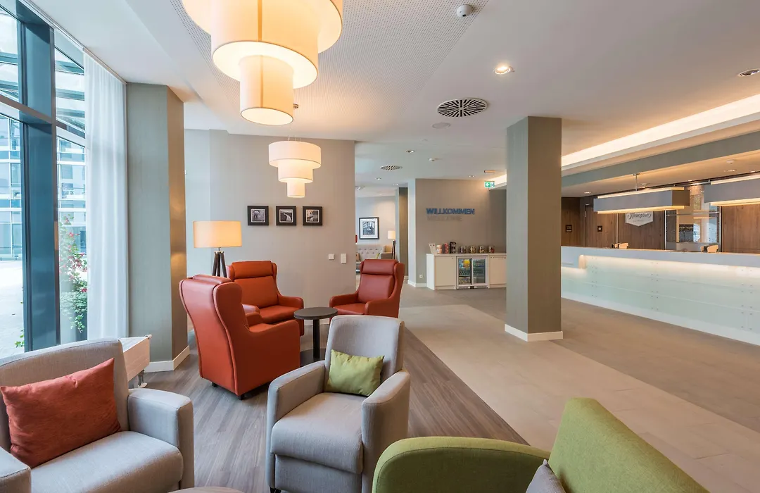 Hampton By Hilton Munich City West-1